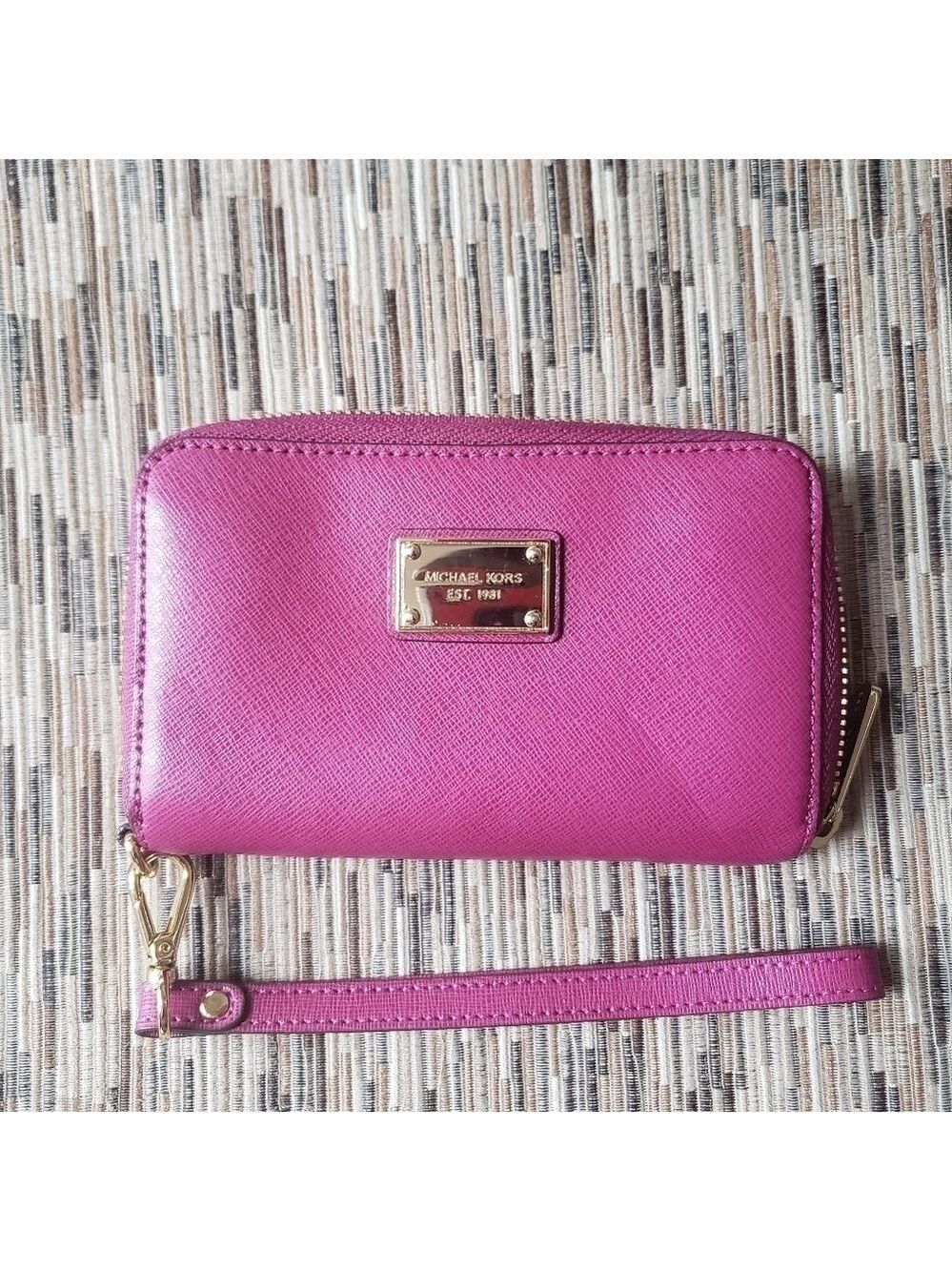 Michael Kors Small Leather Wristlet